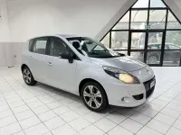 Usata Renault Scénic III Dynamique 131 CV (96 kW) 2011 Grigio Monovolume