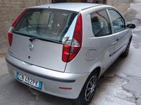 Usata Fiat Punto Dynamic 60 CV (44 kW) 2004 Grigio Utilitaria