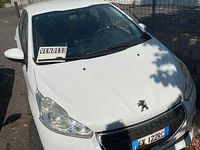 Usata Peugeot 208 82 CV (60 kW) 2014 Bianco Utilitaria
