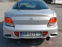Usata Hyundai Coupé 116 CV (85 kW) 2000 Grigio Coupé