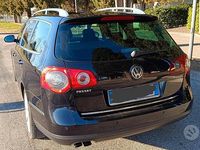 Usata VW Passat 140 CV (102 kW) 2006 Nero Station wagon