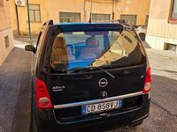 Usata Opel Agila 75 CV (55 kW) 2002 Nero Monovolume
