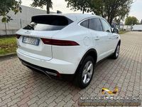 Begagnad Jaguar E-Pace 163 HK (119 kW) 2021 Grå SUV