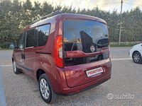Usata Fiat Doblò 105 CV (77 kW) 2015 Rosso Monovolume