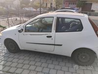 Usata Fiat Punto 69 CV (50 kW) 2006 Utilitaria