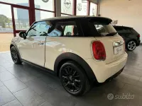 Usata Mini One D 95 CV (69 kW) 2016 Beige Utilitaria