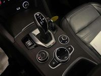 Usata Alfa Romeo Stelvio Ti 209 CV (153 kW) 2021 Verde visconti SUV