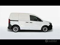 Usado Renault Kangoo 95 CV (69 kW) 2024 Blanco Monovolumen