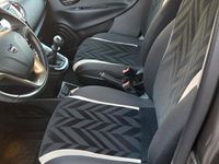 Usata Lancia Ypsilon Gold 80 CV (58 kW) 2018 Grigio Utilitaria