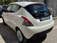 Usata Lancia Ypsilon Gold 69 CV (50 kW) 2013 Bianco Utilitaria