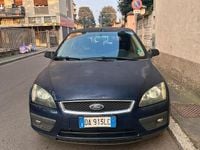Begagnad Ford Focus 90 HK (66 kW) 2006 Blå Sedan