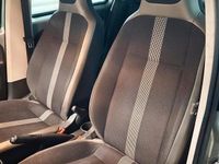 Usata VW up! 90 CV (66 kW) 2016 Grigio Utilitaria