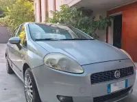Usata Fiat Grande Punto 75 CV (55 kW) 2009 Grigio Utilitaria