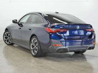 Usata BMW i4 M Sport 105 kW (143 CV) 2024 Blu/azzurro Berlina