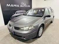 Usata Renault Laguna III 150 CV (110 kW) 2009 Grigio Station wagon