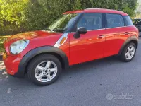 Usata Mini Countryman 90 CV (66 kW) 2013 Rosso SUV