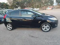 Usata Ford Fiesta Titanium 82 CV (60 kW) 2009 Nero Berlina