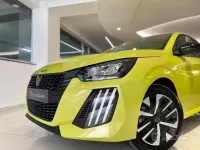 Nuova Peugeot 208 Business-Line 101 CV (74 kW) 2026 Utilitaria
