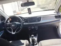 Usata Kia Rio 84 CV (61 kW) 2017 Bianco Berlina