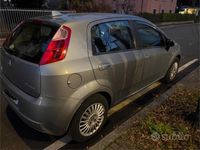 Usata Fiat Grande Punto 75 CV (55 kW) 2007 Grigio Utilitaria