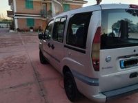 Begagnad Fiat Doblò Dynamic 105 HK (77 kW) 2004 Grå Minibuss