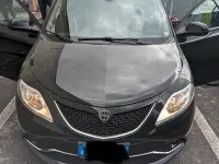 Usata Lancia Ypsilon 69 CV (50 kW) 2016 Nero Utilitaria