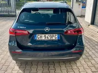 Usata Mercedes B180 Business 116 CV (85 kW) 2021 Blu/azzurro Utilitaria