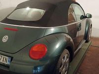 Usata VW New Beetle Cabriolet 116 CV (85 kW) 2003 Verde Cabrio