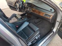 Begagnad BMW 530 M Sport 231 HK (169 kW) 2006 Grå Kombi