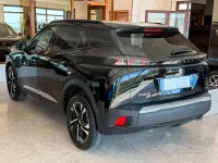 Usata Peugeot 2008 Allure 110 CV (80 kW) 2022 Nero perla SUV
