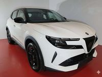 Nuova Alfa Romeo GT Junior 145 CV (106 kW) 2025 Bianco con tetto nero Berlina