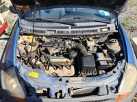 Usata Ford Ka Plus 70 CV (51 kW) 2001 Blu Utilitaria
