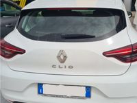 Usata Renault Clio V 101 CV (74 kW) 2020 Bianco Utilitaria