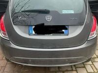 Usata Lancia Ypsilon 69 CV (50 kW) 2021 Grigio Utilitaria