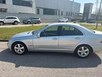 Usata Mercedes 220 Avantgarde 2002 Berlina