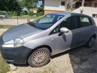 Usata Fiat Grande Punto 65 CV (47 kW) 2008 Grigio Utilitaria
