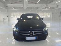Usata Mercedes B250e 160 CV (117 kW) 2021 Blu Monovolume