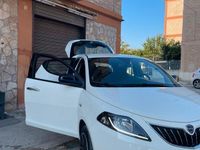 usata Lancia Ypsilon GOLD HYBRID