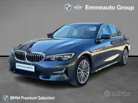 Usata BMW 330 Luxury Line 184 CV (135 kW) 2019 Grigio Berlina