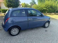 Usata Lancia Ypsilon 101 CV (74 kW) 2004 Bluazzurro Utilitaria