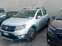 Usata Dacia Sandero Stepway 90 CV (66 kW) 2013 Grigio Berlina