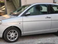 Usata Lancia Ypsilon 90 CV (66 kW) 2008 Grigio Utilitaria