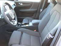 Usata Volvo XC40 Plus 185 kW (252 CV) 2024 Silver dawn SUV