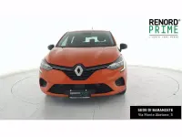 Usata Renault Clio V SE 67 CV (49 kW) 2022 Arancione