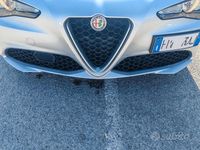 Usata Alfa Romeo Giulia 201 CV (147 kW) 2018 Grigio Berlina