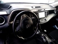 Usata Toyota RAV4 Hybrid Active 155 CV (114 kW) 2016 Bianco SUV