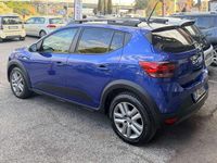 Usata Dacia Sandero Stepway 101 CV (74 kW) 2023 Blu/azzurro Berlina