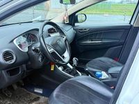 Usata Lancia Delta Gold 120 CV (88 kW) 2013 Bianco Utilitaria