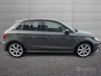 Begagnad Audi A1 Admired 90 HK (66 kW) 2016 Grå Halvkombi