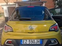 Usata Opel Adam Rocks Rocks 102 CV (75 kW) 2015 Giallo Utilitaria